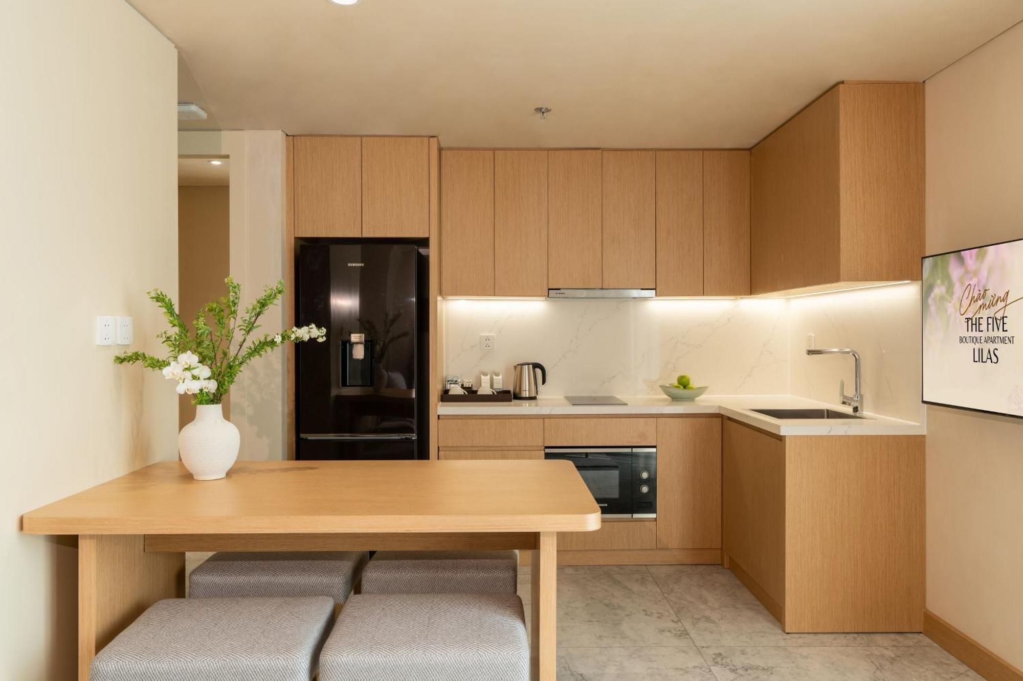 The Five Suites Lilas Hanoi Esterno foto
