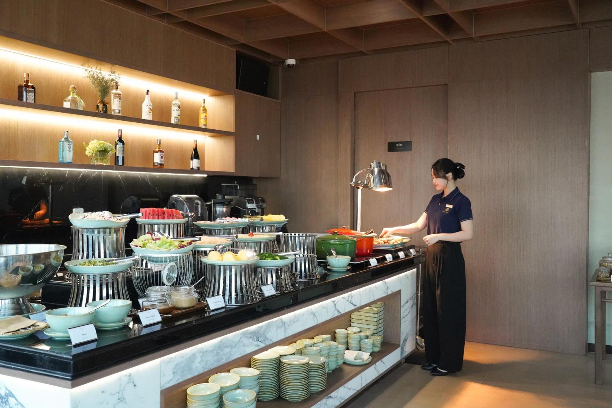 The Five Suites Lilas Hanoi Esterno foto